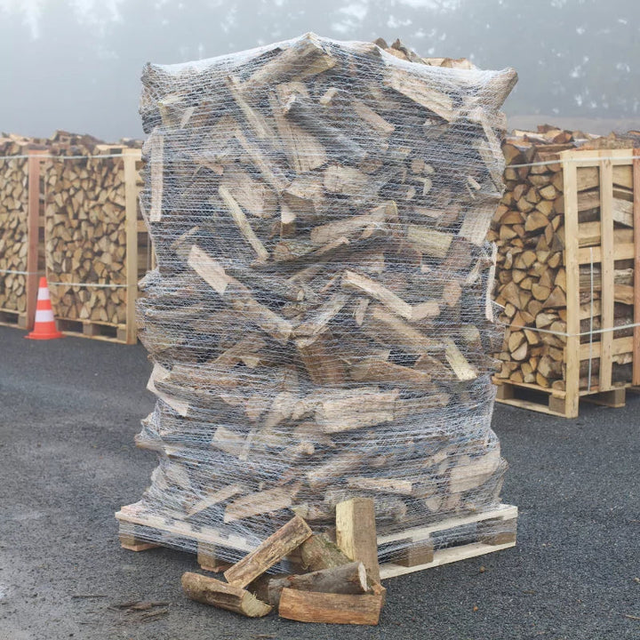 Leña Seca de 40 cm – A Granel en Palet ≈ 2 m³ – Madera Dura